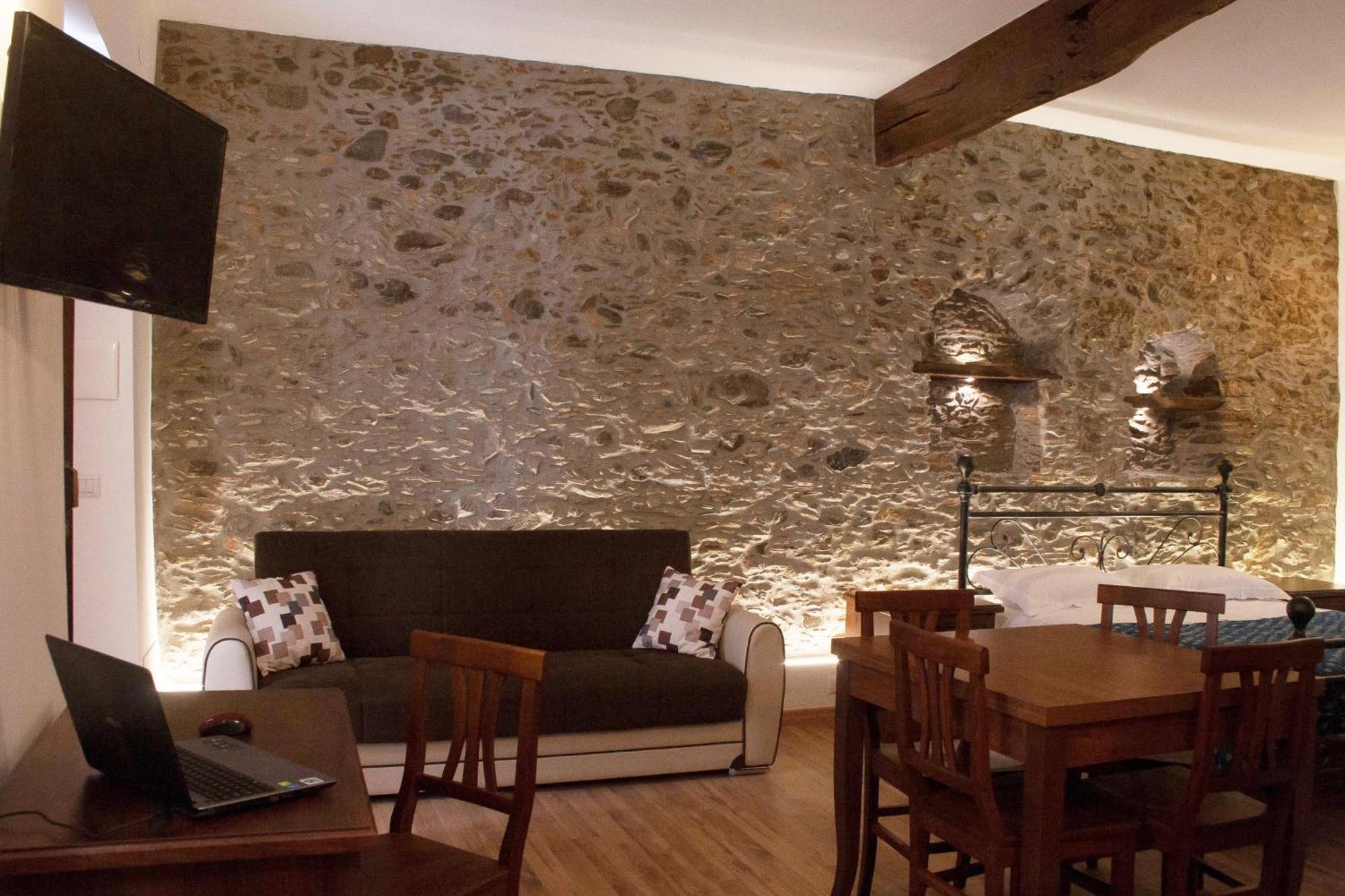 Fiumedinisi Il Covo Dei Re Bed & Breakfast エクステリア 写真
